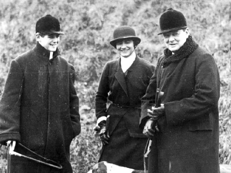 Coco Chanel, de la pobreza al glamour (2)