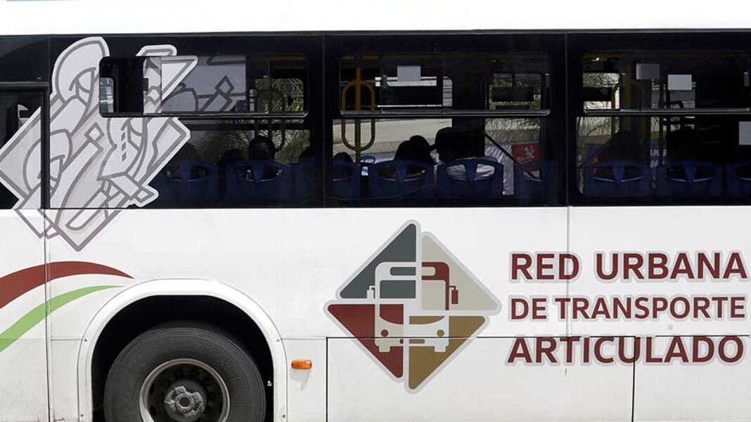 Ofrece sus condolencias Barbosa a padres de niño arrollado por unidad de Ruta Ofrece sus condolencias Barbosa a padres de niño arrollado por unidad de Ruta