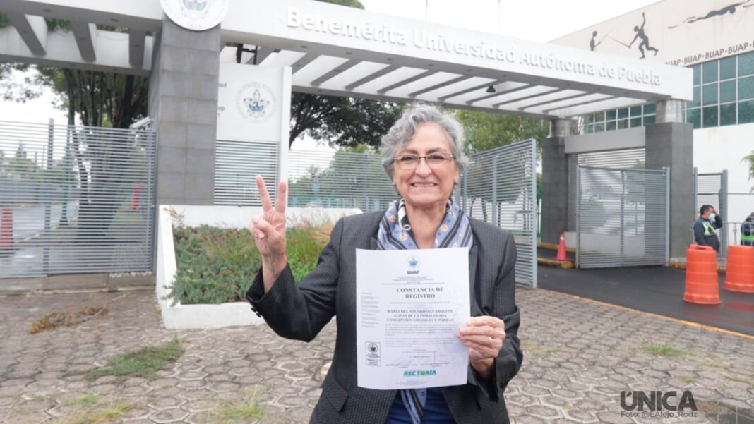 Realiza Grajales y Porras su registro coo candidata por la rectoría de la BUAP