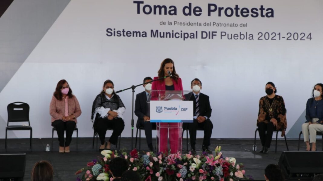 Liliana Ortiz rinde protesta como presidenta del DIF Municipal de Puebla Liliana Ortiz rinde protesta como presidenta del DIF Municipal de Puebla