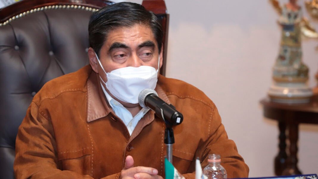 Anuncian desfile escolar el 20 de noviembre en los 217 municipios de Puebla Anuncian desfile escolar el 20 de noviembre en los 217 municipios de Puebla