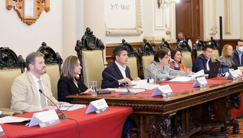 Aprueba Cabildo de Puebla firma de convenio para otorgar desayunos escolares