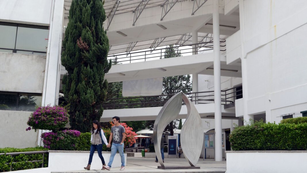 Aprueba Comisión para la Planeación de la Educación maestrías y licenciaturas en BUAP, UTP y UTH Aprueba Comisión para la Planeación de la Educación maestrías y licenciaturas en BUAP, UTP y UTH