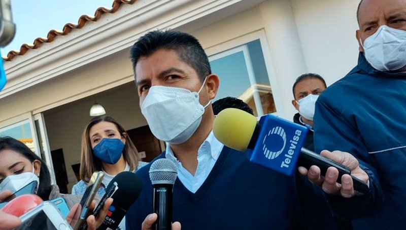 Hay actividades, grupos y líderes que usan al comercio ambulante y al sexoservicio como una justificación para cometer actos fuera de la ley Hay actividades, grupos y líderes que usan al comercio ambulante y al sexoservicio como una justificación para cometer actos fuera de la ley