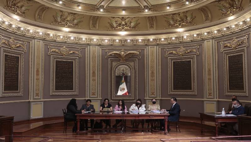 Reconocen diputados aportaciones de los migrantes en EUA