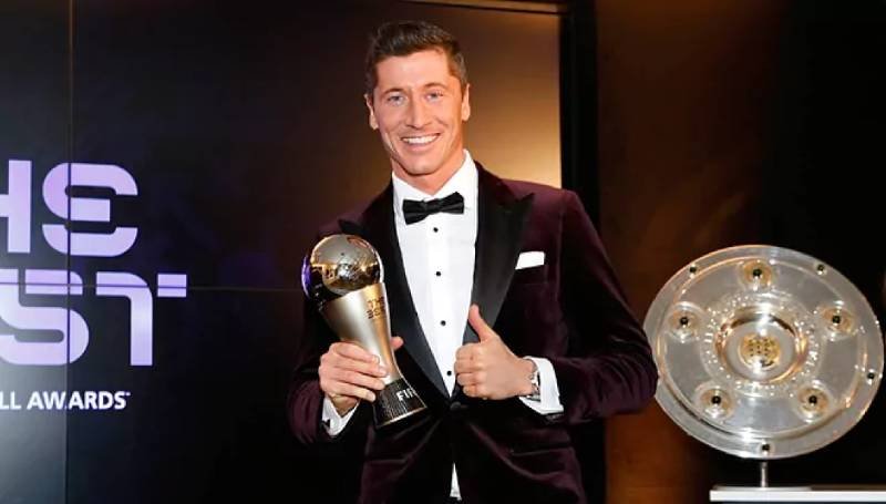 Lewandowski gana The Best 2021