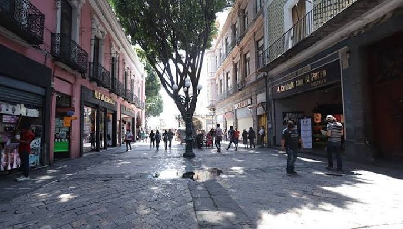 Va a estar muy bonita la 5 de Mayo, asegura Eduardo Rivera sobre el mejoramiento de esta calle Va a estar muy bonita la 5 de Mayo, asegura Eduardo Rivera sobre el mejoramiento de esta calle