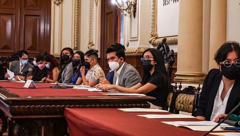 Conocen estudiantes de Puebla desarrollo de sesiones de Cabildo Conocen estudiantes de Puebla desarrollo de sesiones de Cabildo