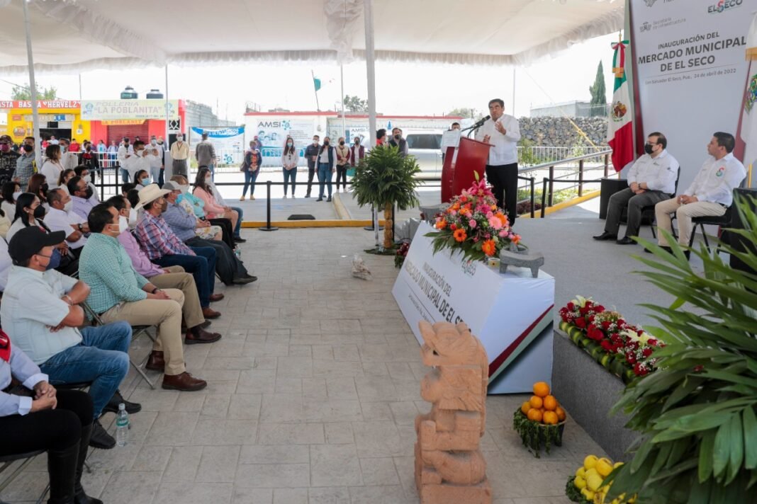 Anuncia gobernador de Puebla proyectos de infraestructura para el desarrollo de zona de El Seco Anuncia gobernador de Puebla proyectos de infraestructura para el desarrollo de zona de El Seco