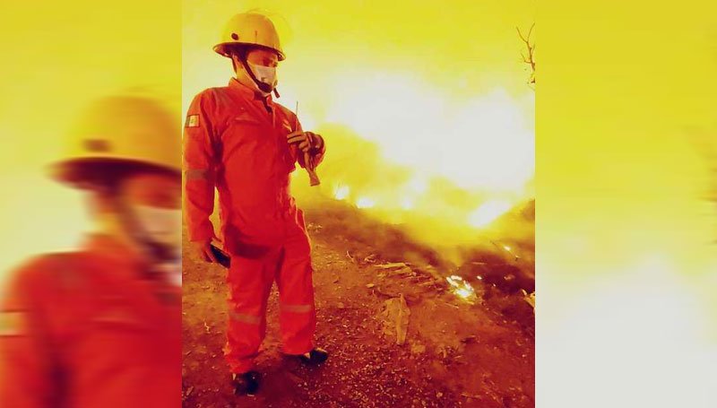 Se incendia recicladora en camino a Canoa