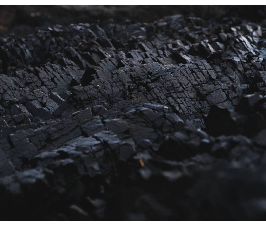 Continúan las labores de rescate de 10 mineros atrapados en pozo de carbón en Coahuila