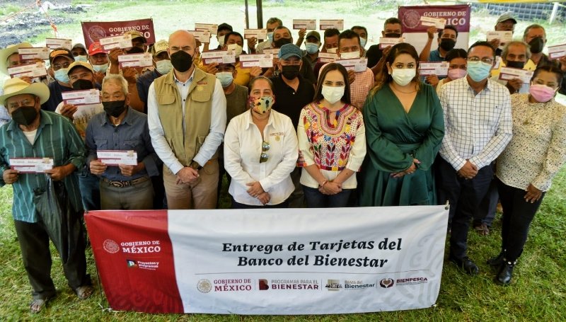 El Gobierno de México entrega tarjetas del Banco de Bienestar a beneficiarios del programa Bienpesca en Puebla El Gobierno de México entrega tarjetas del Banco de Bienestar a beneficiarios del programa Bienpesca en Puebla
