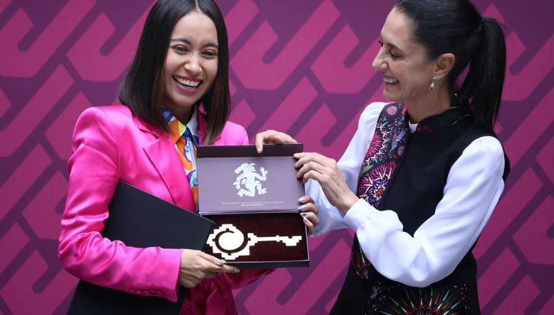 Mujeres podemos llegar al espacio y a la presidencia de México: Sheinbaum Sheinbaum