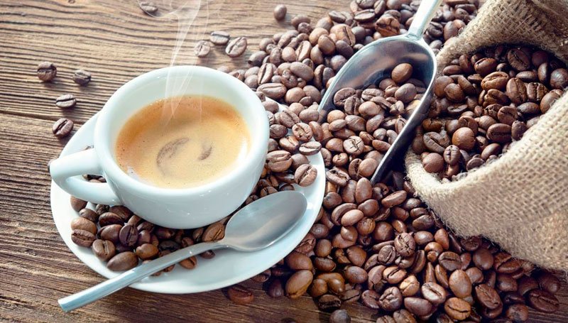 ¿Y a quién no le gusta tomar una taza de un buen café? ¿Y a quién no le gusta tomar una taza de un buen café?