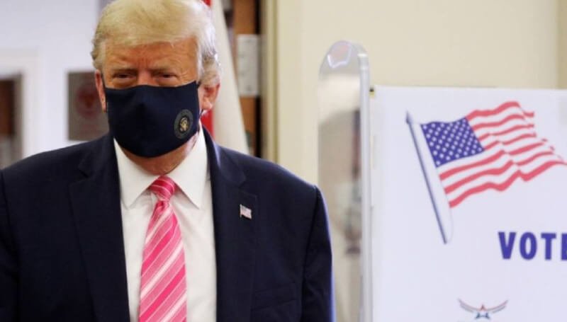 Donald Trump votó a favor de Ron DeSantis Donald Trump votó en Florida