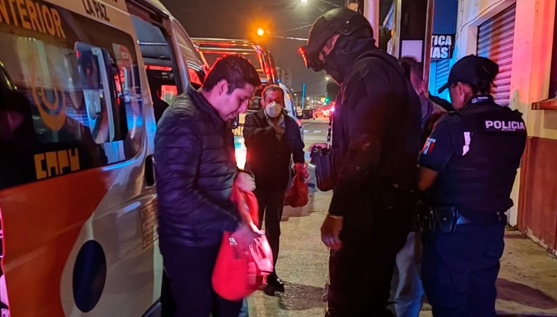 Advierte Eduardo Rivera que continuarán los operativos de revisión en la ciudad, pero pide a policías respeto a la norma y ley Advierte Eduardo Rivera que continuarán los operativos de revisión en la ciudad, pero pide a policías respeto a la norma y ley