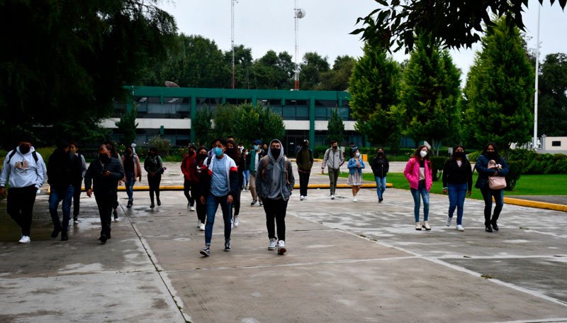 Regresan a clases en la UTH tras acuerdo de inicio de auditorias
