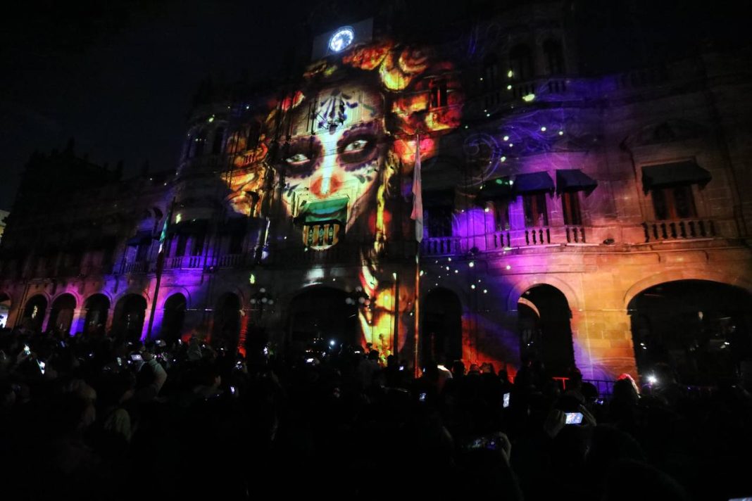 Video mapping en Palacio Municipal por temporada de Muertos Video mapping en Palacio Municipal por temporada de Muertos