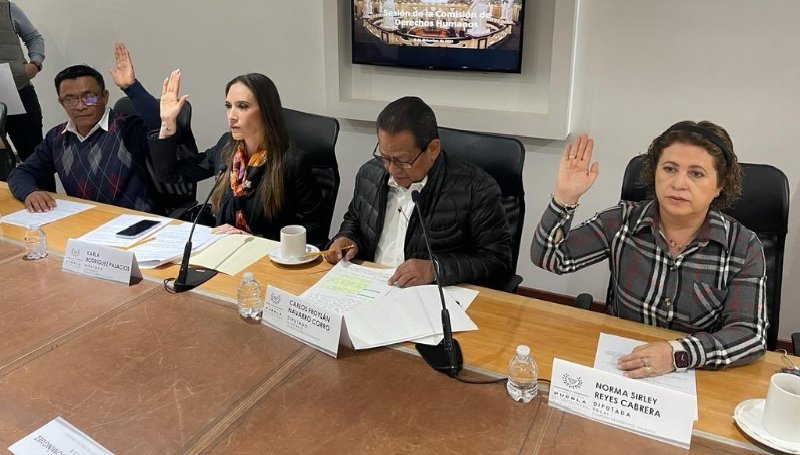 Avalan diputados lista de aspirantes para el Consejo Consultivo de la CDH Puebla