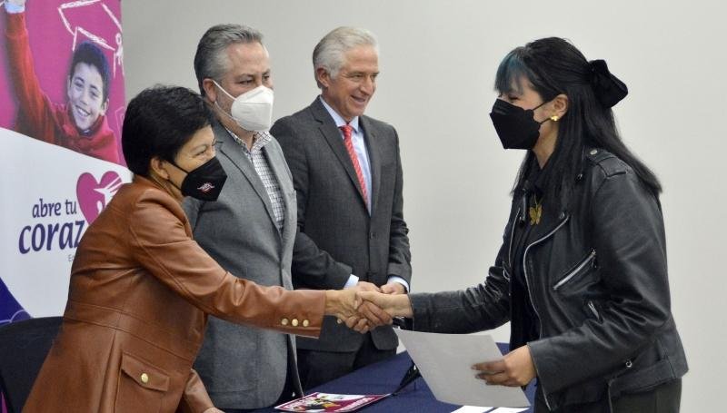 Brinda IP apoyo económico de IP para estudiantes BUAP en riesgo de abandono: rectora