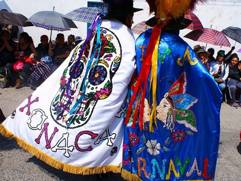 Huehues capas