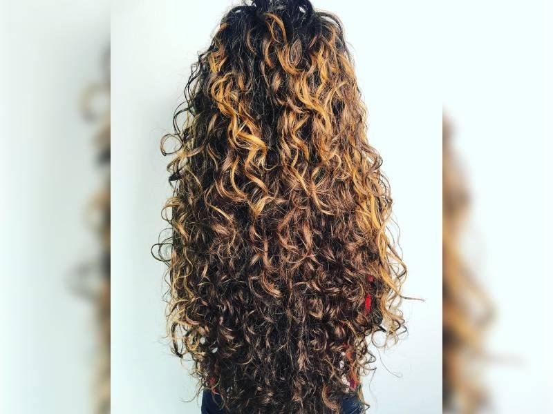 cabello rizado