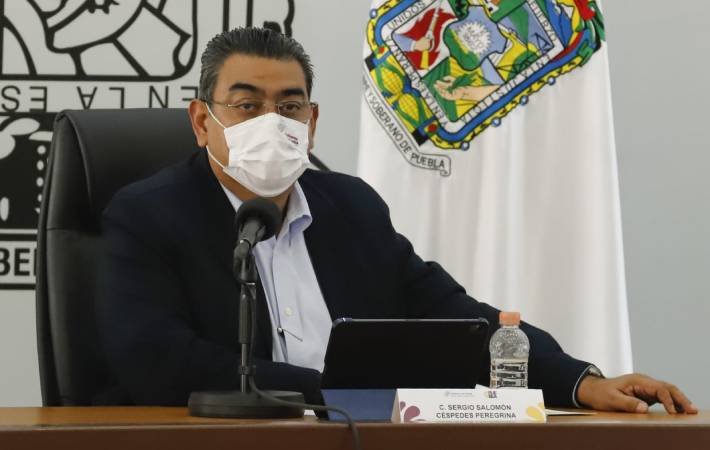 Aumenta en Puebla afluencia de visitantes y sigue pase turístico: gobernador