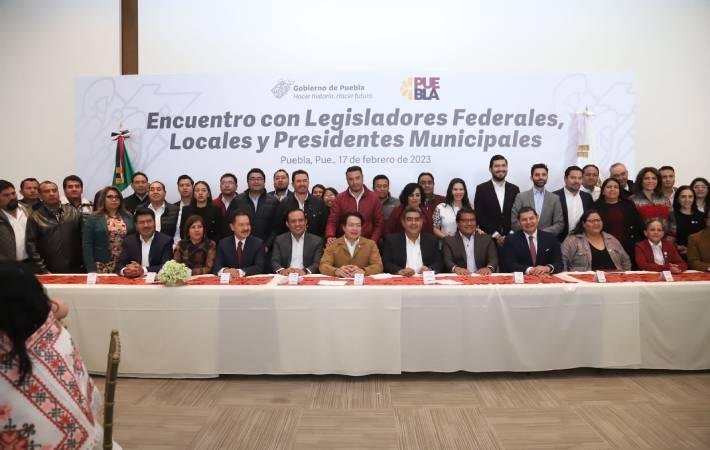 Acuerdan Morena, Céspedes y Mier consolidación de la transformación en Puebla