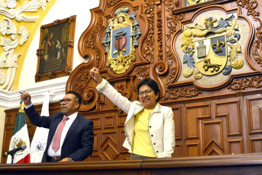 Llega Lilia Cedillo a su segundo informe con Estatuto BUAP renovado Llega Lilia Cedillo a su segundo informe con Estatuto BUAP renovado