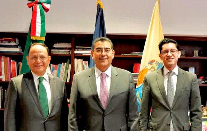 Analizan gobierno de Puebla y Consulado de NY acciones para apoyar a migrantes