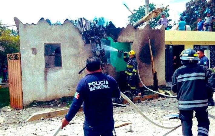 Fallecen los tres tripulantes de avioneta que se estrelló en Felipe Ángeles Fallecen los tres tripulantes de avioneta que se estrelló en Felipe Ángeles