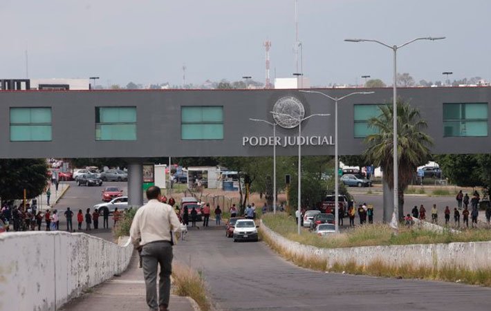 Realizan trabajadores del Poder Judicial paro intermitente de labores