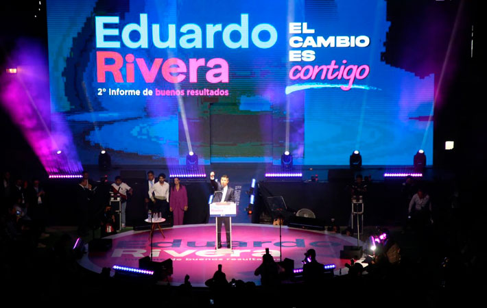 El banderazo de salida de Lalo Rivera El banderazo de salida de Lalo Rivera