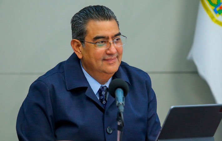 “¡Qué mello!, expresó el gobernador de Puebla ante aspiraciones de alcalde