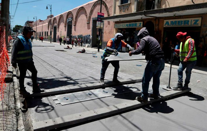 Aplica el Ayuntamiento de Puebla concreto hidráulico en calles del Centro Histórico Aplica el Ayuntamiento de Puebla concreto hidráulico en calles del Centro Histórico