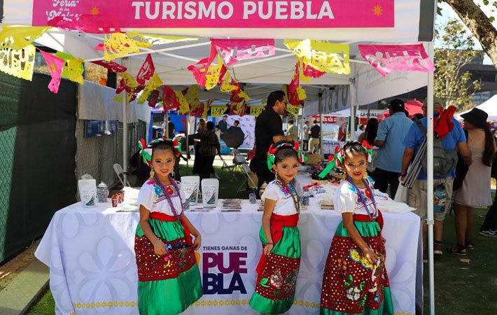Promueve gobierno estatal a Puebla en Feria de los Moles en EUA Feria de los Moles