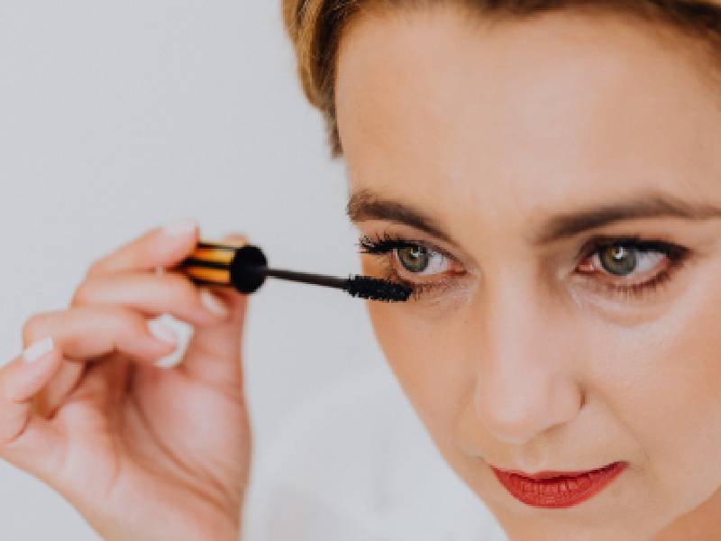 pestañas largas y abundantes