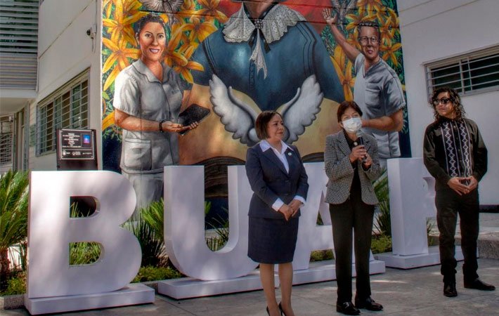 Formar recursos humanos de alto perfil para la salud, orientó la Rectora María Lilia Cedillo Ramírez