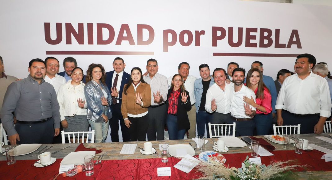 Llama gobernador de Puebla a la unidad en Morena ante elecciones 2024 Llama gobernador de Puebla a la unidad en Morena ante elecciones 2024