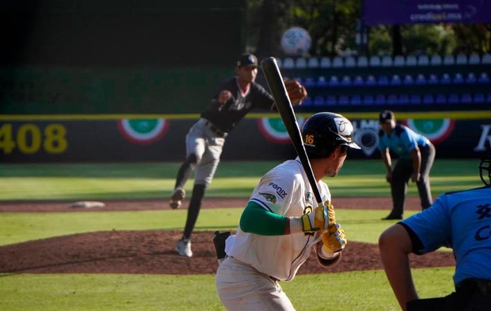 Dividen honores Pericos y Guerreros de Oaxaca en serie disputada en el estadio Hermanos Serdán Dividen honores Pericos y Guerreros de Oaxaca en serie disputada en el estadio Hermanos Serdán