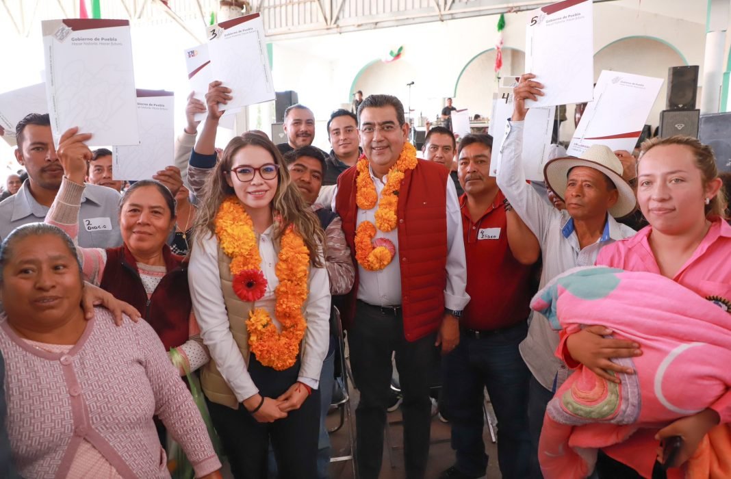 Expresa gobernador respaldo a los 217 alcaldes desde San Nicolás de los Ranchos Expresa gobernador respaldo a los 217 alcaldes desde San Nicolás de los Ranchos