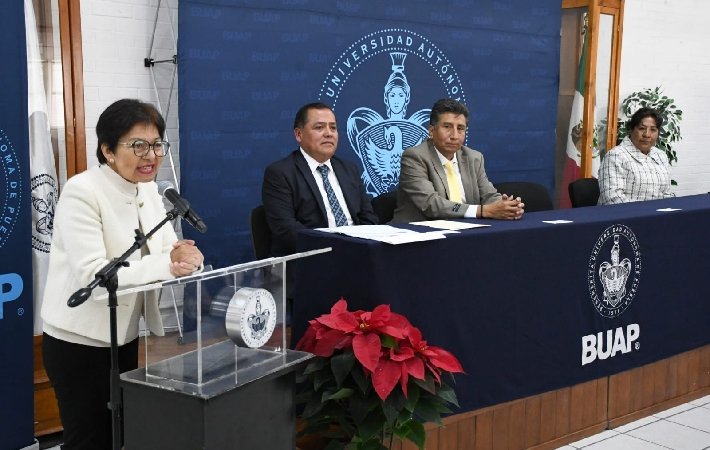 Preparatoria General Lázaro Cárdenas del Río de la BUAP, un referente académico: rectora