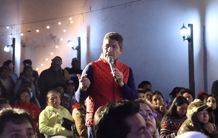 Rivera Pérez recibe el apoyo de militantes del PRI de Atlixco Rivera Pérez recibe el apoyo de militantes del PRI de Atlixco