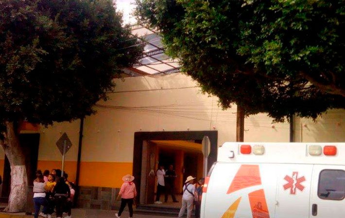 Presentan 13 alumnas de primaria de Acatzingo crisis colectiva