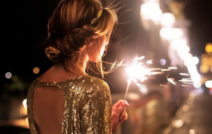 Encuentra el vestido perfecto para brillar en año nuevo 2024