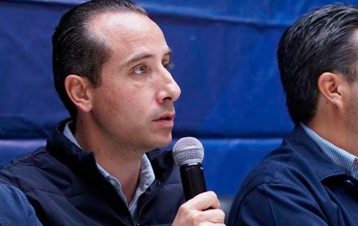 Pide Riestra al director del IMSS que inicie la construcción del Hospital de Amozoc
