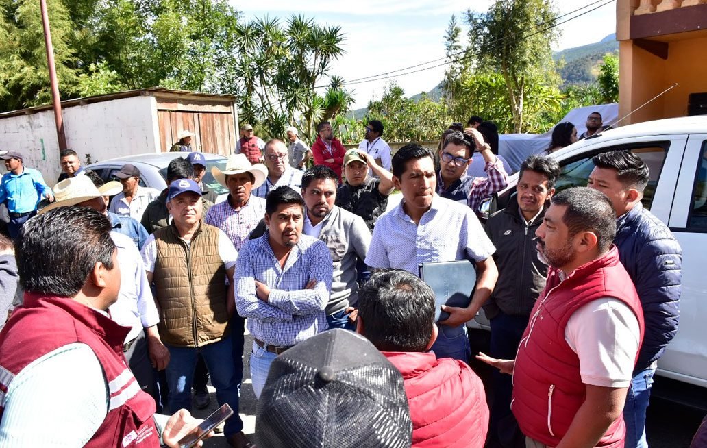 Llegan Segob Puebla y habitantes de Coyomeapan a acuerdo para que se desarrollen elecciones 2024
