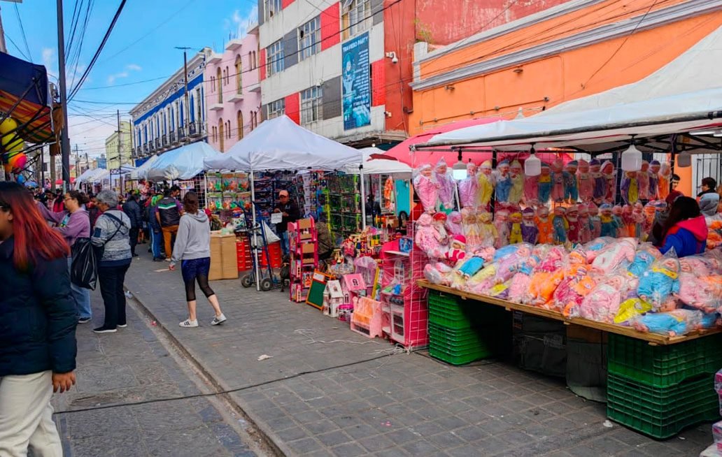 En estos días de Reyes Mangos Ayuntamiento de Puebla despliega operativos de ordenamiento comercial