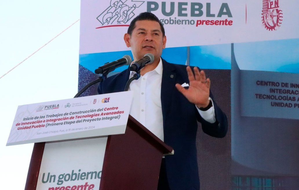 Puebla, polo de desarrollo tecnológico con visión humanista: Armenta