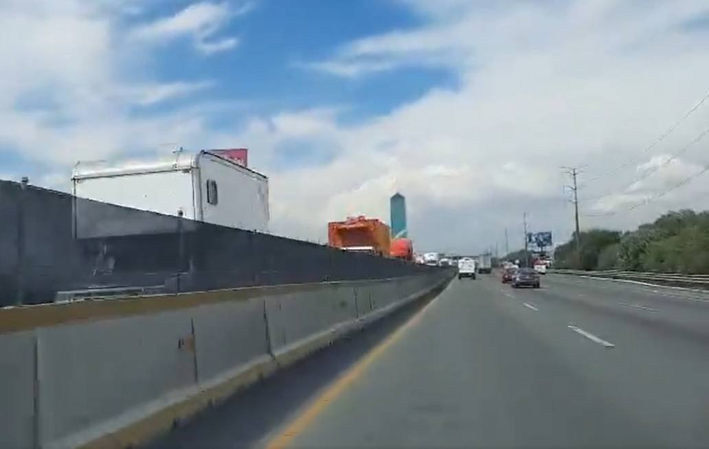 Cierre de carriles en la autopista México - Puebla en el Km 106